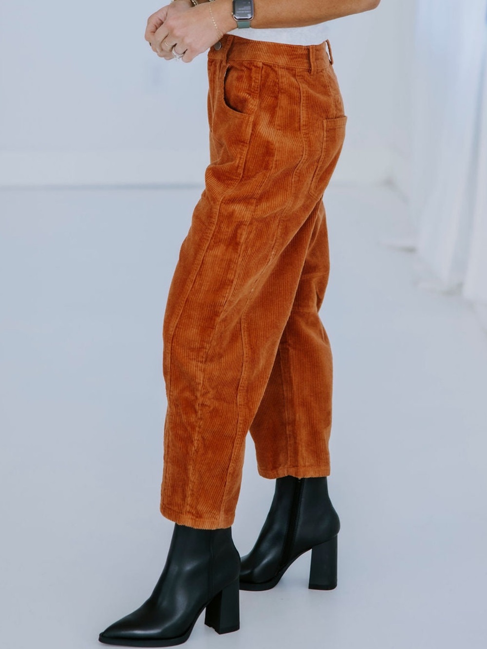 So Me Barrel Pants Size Large Rust Corduroy Cropped Belt Loops Side Pockets New - Picture 2 of 13